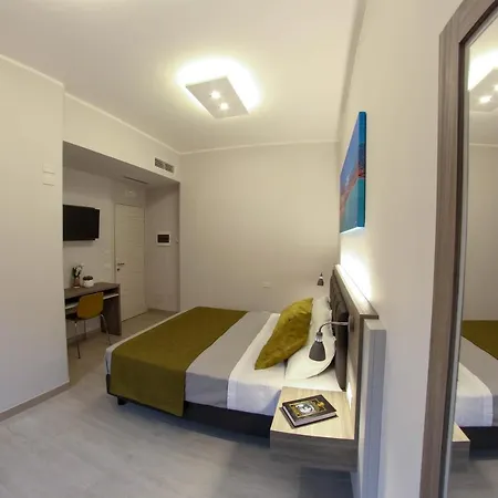 YEASY smart rooms Cefalù Esterno foto