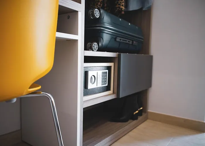Yeasy Smart Rooms Cefalu